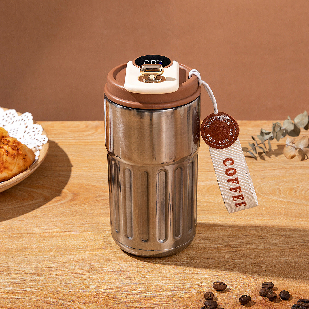 Smart temperature display coffee tumbler with 410ml capacity